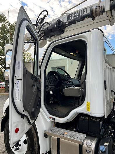Used 2023 Freightliner M2 Versalift TMD2047T Digger Derrick - RF3549