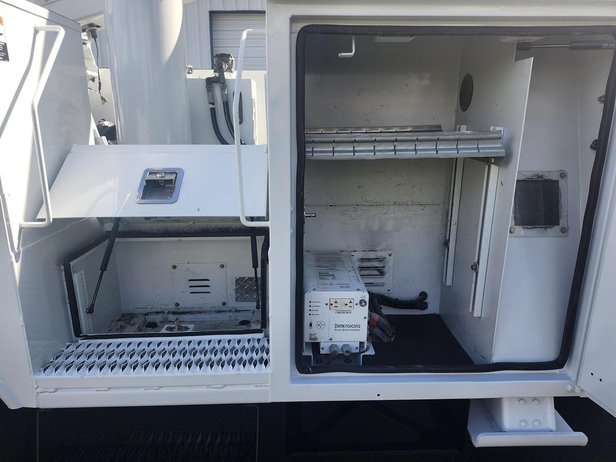 Used 2019 Altec AT48M Bucket Boom on a 2019 Ford F550 4x4 Regular Cab Utility Truck - P10412