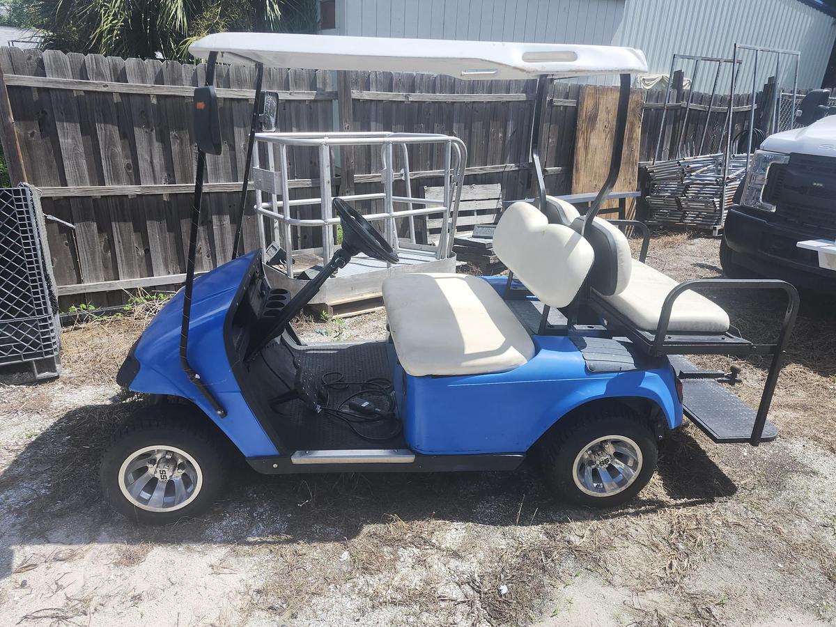 Used Golf Cart E-Z-GO - 27647