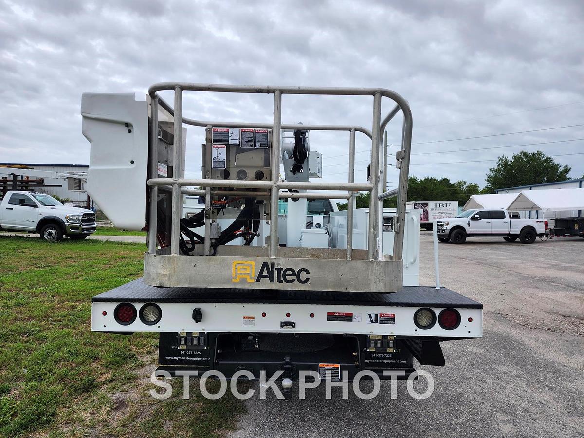 Used Altec AT40S Basket Boom on a 2014 Ford F550 Reg Cab Utility Truck - 47288