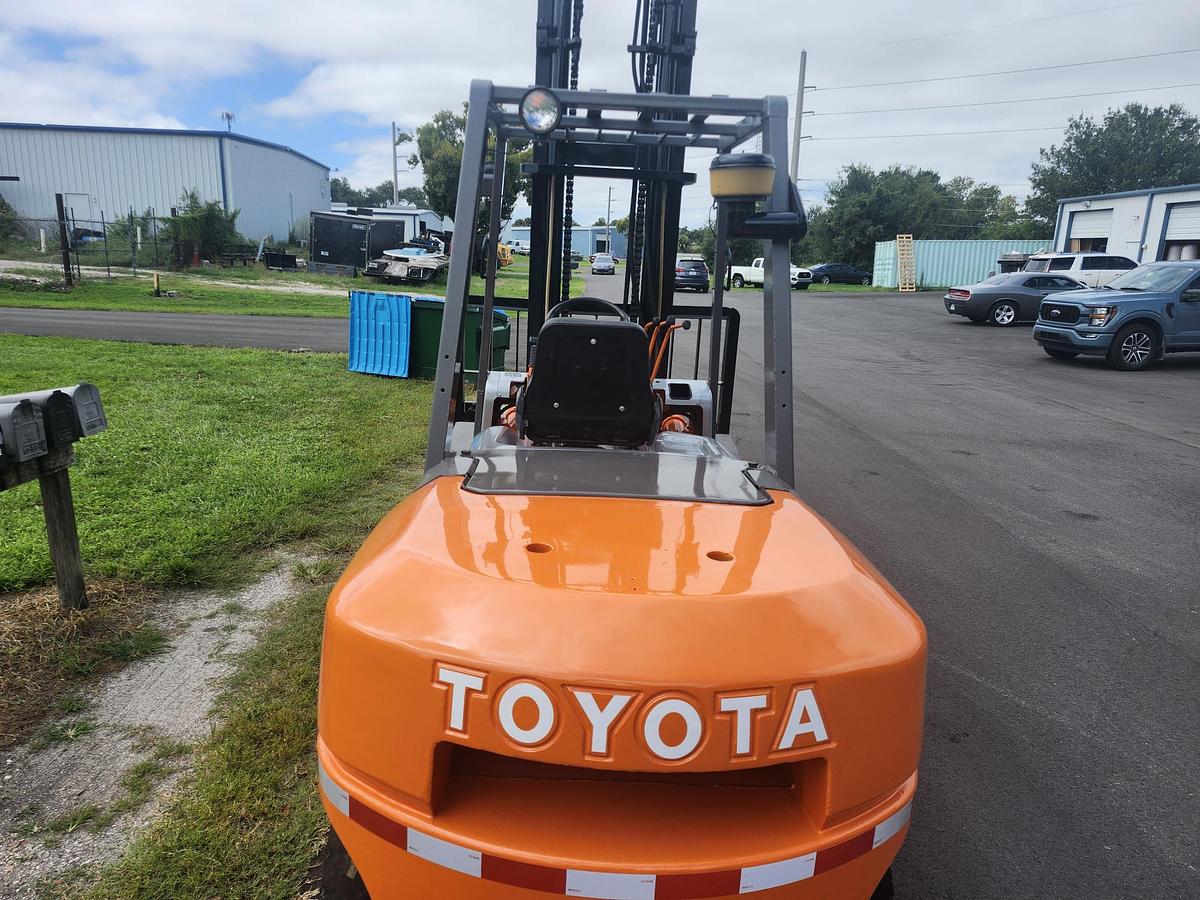 Used 2002 Toyota 6FDAU50 9600 lb Forklift Truck - DAU50-1