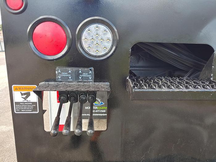 Used Altec LS63 Sign Crane on 2012 Ford F750 Reg Cab Flatbed Truck - 	66987