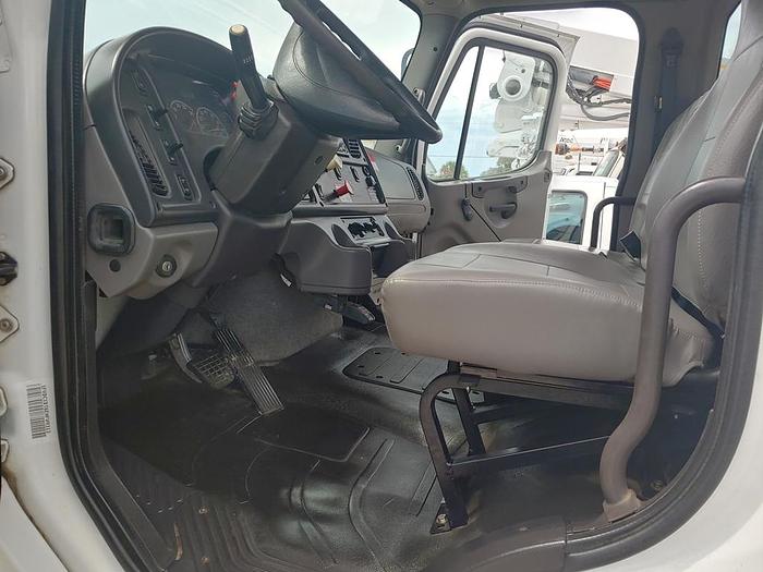 Used Altec AM55-MH Over Center Bucket Boom on 2014 Freightliner M2 106 4x4 Utility Truck - W9313