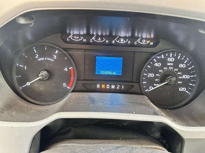 Used Elliott L55R Sign Crane on 2019 International 4300 Reg Cab Flatbed Truck - M97257