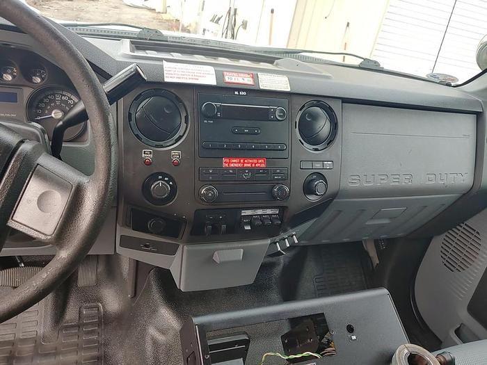 Used Altec AT40M, 45 ft, Articulating & Telescopic Material Handling Bucket Boom on 2016 Ford F550 Reg Cab Utility Truck - 41852