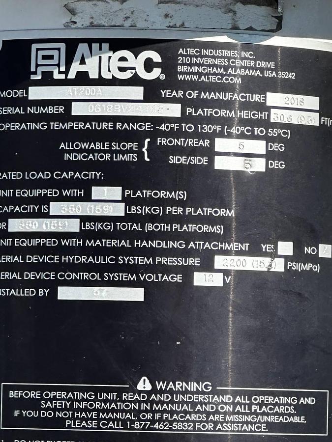 Used Altec AT200A Bucket Boom on 2018 Ford F450 Reg Cab Utility Truck - R03369