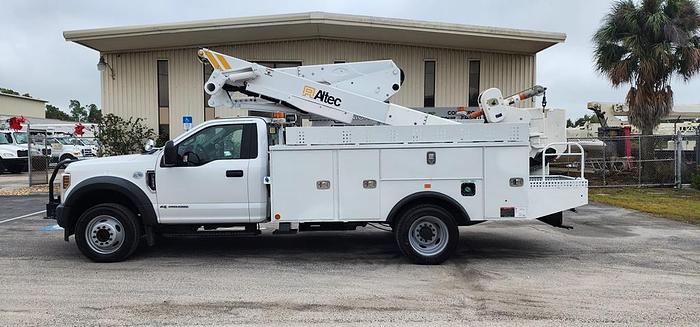 Used Altec AT41M Bucket Boom on 2018 Ford F550 Reg Cab Utility Truck - 99941