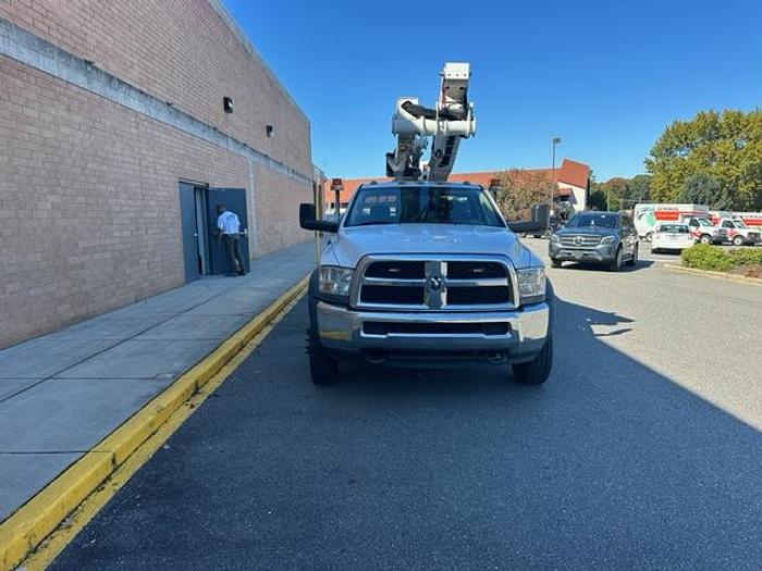 Used Altec AT48M Basket Boom on 2016 RAM 5500 Reg Cab Utility Truck - 111723