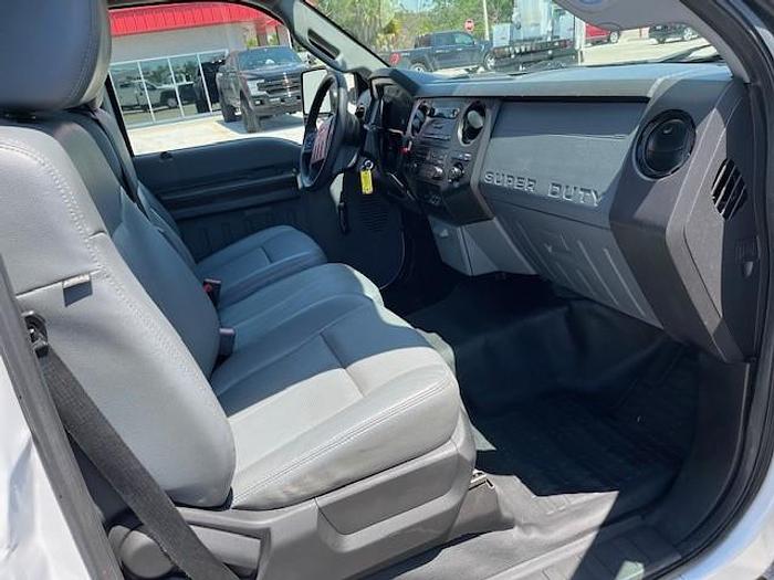 Used Altec AT37G 42ft Bucket Boom on 2016 Ford F550 Reg Cab Utility Truck - C57050