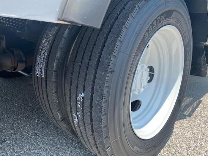 Used Altec AT41M Bucket Boom on 2019 Ford F550 Utility Truck - 57108