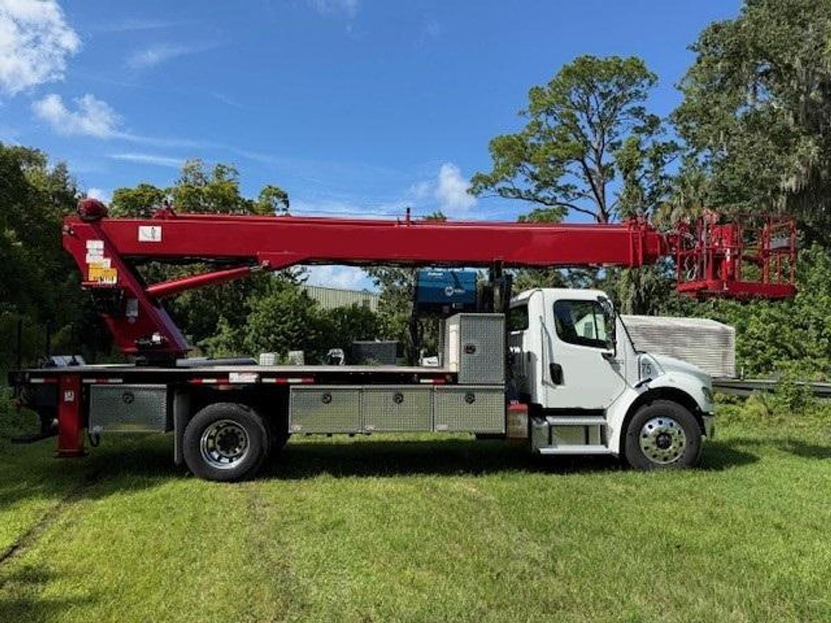 Used Elliott M87 Sign Crane on a 2022 Freightliner M2106 Reg Cab Flatbed Truck - BL0359