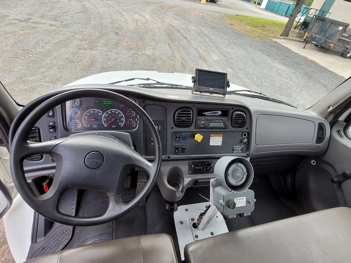 Used Altec T40P Cable Placer on 2017 Freightliner M2-106 Reg cab Utility Truck - RZ7947