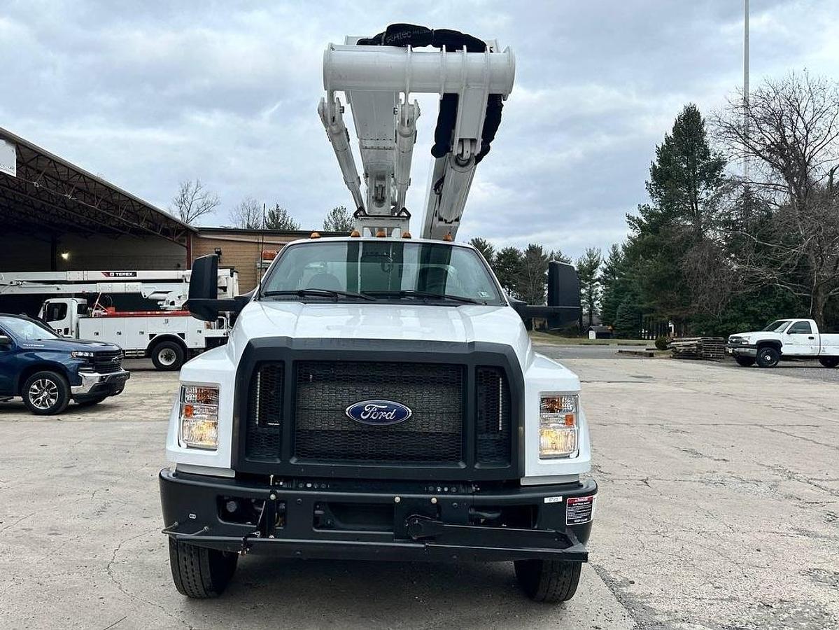 Used Altec TA55 Bucket Boom on 2023 Fored F750 4x2 Reg Cab Flat Bed Truck - R12219