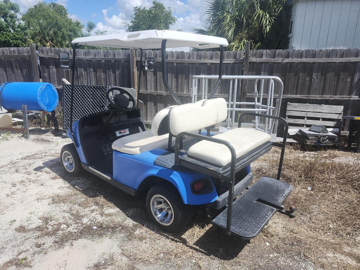 Used Golf Cart E-Z-GO - 27647