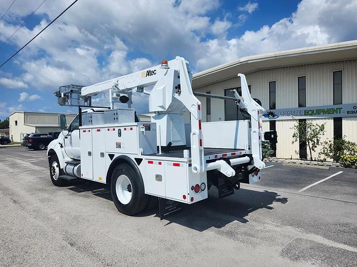Used Altec AT40P Cable Placer on 2015 Ford F-750 XL Non-CDL Reg Cab Utility Truck - 75335