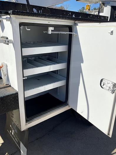 Used Versalift VST40I on 2012 Ford F550 Reg Cab Utility - M14603