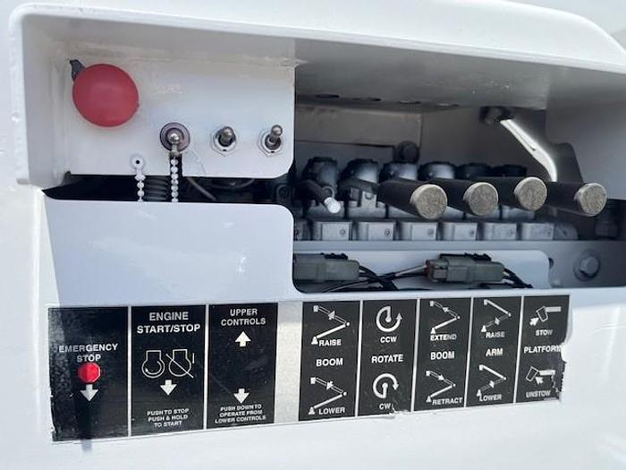 Used Altec AT40G 45ft Articulating Telescopic Boom on 2012 Ford F550 Regular Cab Utility Body - C49716