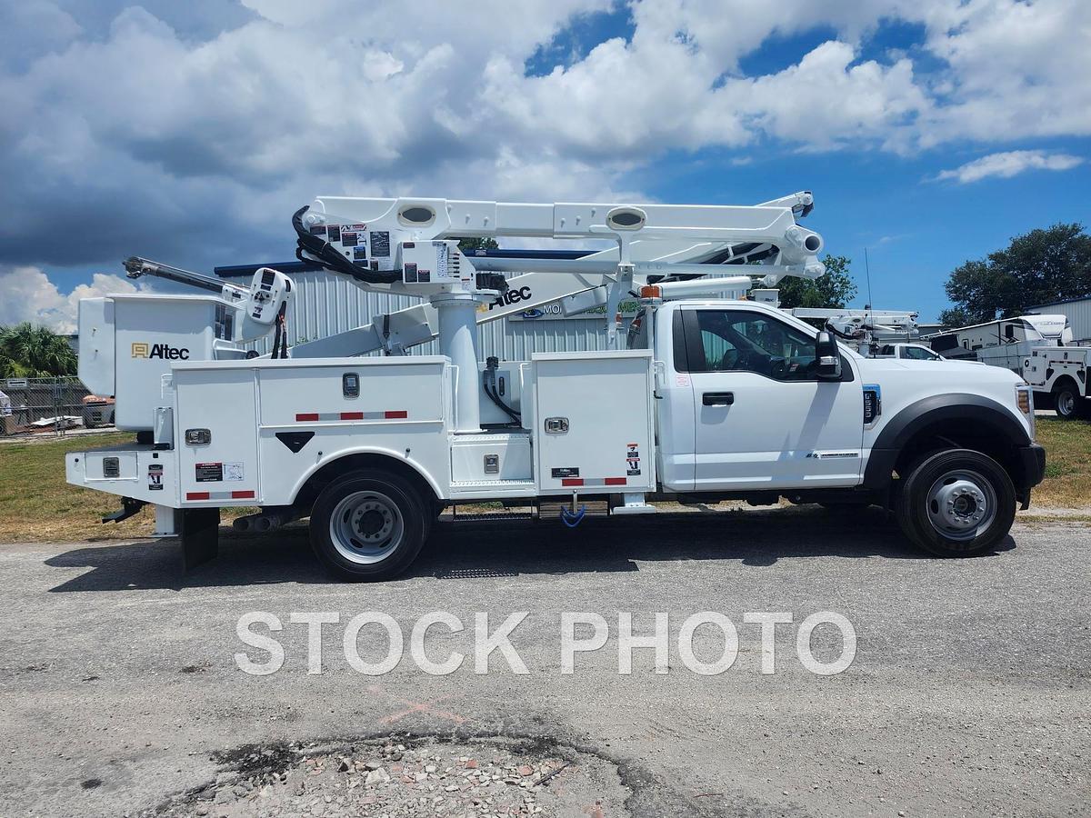 Used Altec AT48MH Bucket Truck on a 2019 Ford F550 4x4 Regular Cab Utility Truck - 15660