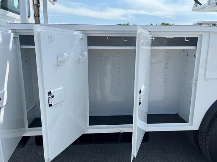 Used Altec DM47-TR Digger Derrec on 2012 International 7300 4x4 Reg Cab Utility Truck – C52937