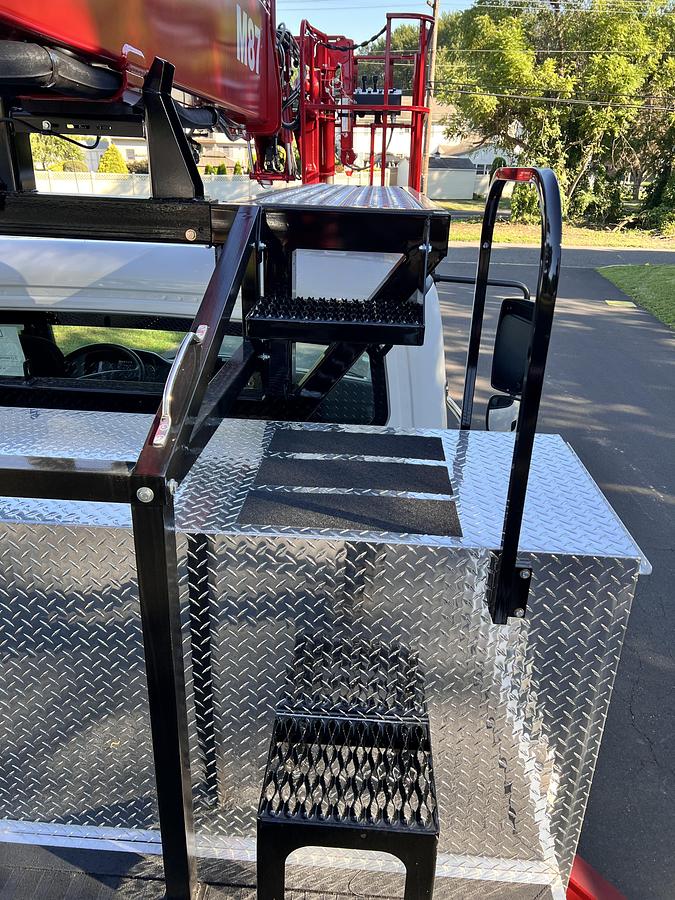 NEW Elliott M87 Sign Crane on a 2025 Freightliner M2106 Reg Cab Flatbed Truck - RE9085