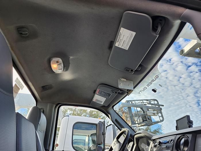 Used Altec T40P Cable Placer on 2018 Ford F750 Reg Cab Utility Truck - 05473