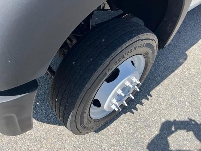 Used Altec AT40G 45ft Bucket Boom on 2016 Ford F550 Reg Cab Utility Truck - C03924