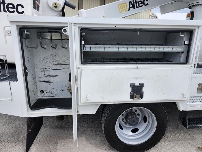 Used Altec AT41M 46ft Bucket Boom on 2018 F550 4x4 Reg Cab Utility Truck - 03899