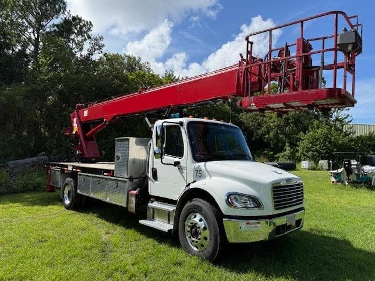 Used Elliott M87 Sign Crane on a 2022 Freightliner M2106 Reg Cab Flatbed Truck - BL0359