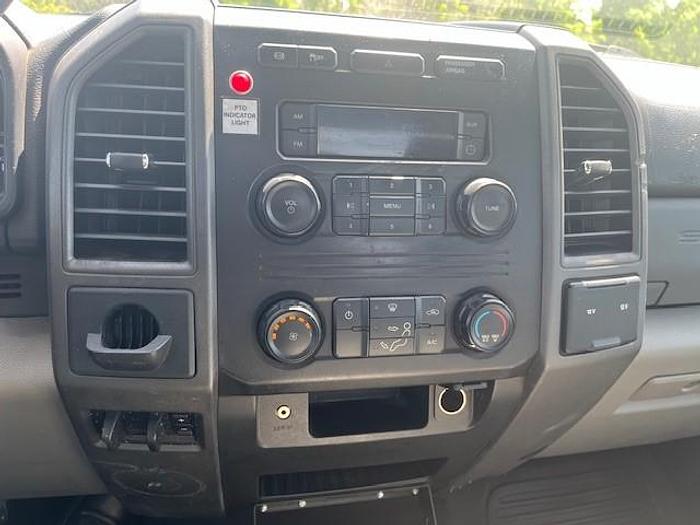 Used Altec AT40G 45ft Bucket Boom on 2017 Ford F550 Reg Cab Utility Truck - C05116