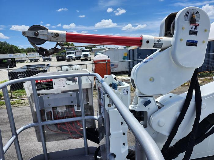 Used Altec AT40S 45ft WH Sign Truck 2 man Basket with Jib on 2016 Ford F550 - 01646