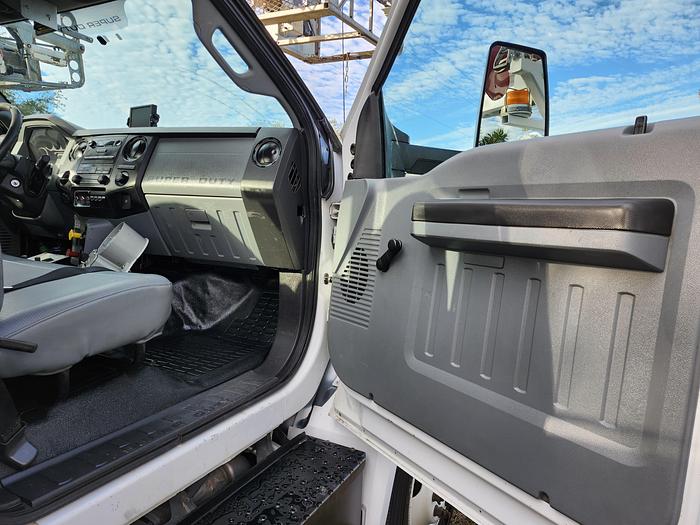 Used Altec T40P Cable Placer on 2018 Ford F750 Reg Cab Utility Truck - 05473