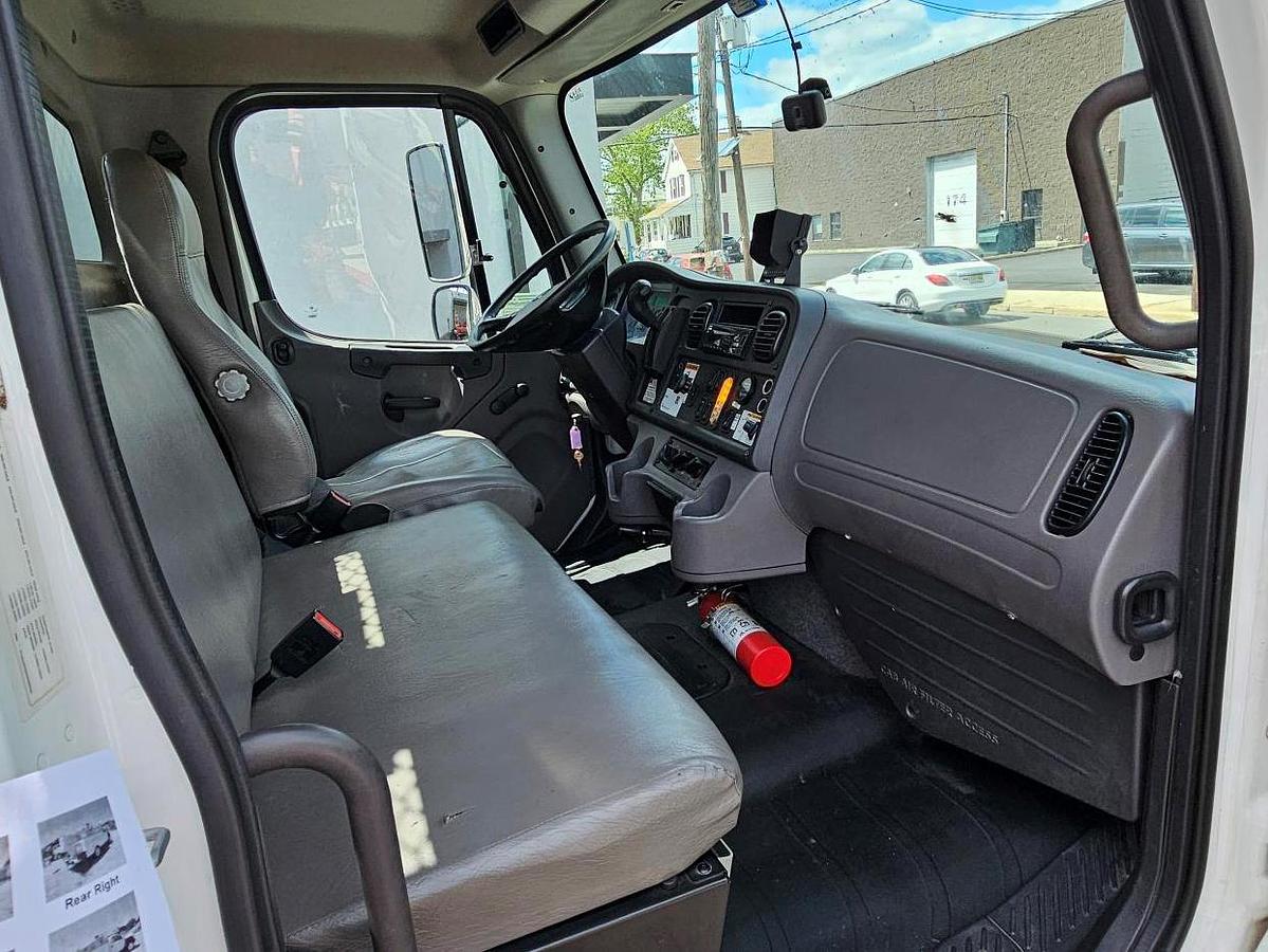 Used Elliott L55R Sign Crane on 2019 Freightliner M2-106 Reg Cab Flatbed Truck - MM6930