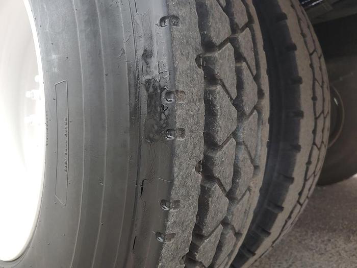 Used Altec DM47BTR Digger Derrick on 2015 Freightliner M2 106 4x4 Reg Cab Utility Truck - C1733