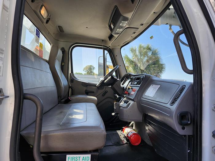 Used Altec DM47-BTR Digger Derrick on 2014 Freightliner M2 106 Reg Cab Utility Truck - L7387