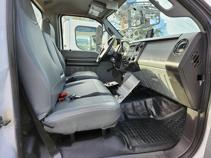 Used Altec T40P Cable Placer on 2018 Ford F750 Reg Cab Utility Truck - 05473