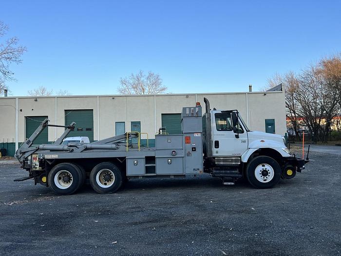 Used 2007 International 7400 15k lb. Tandem Reel Loader Cable Puller - R49694