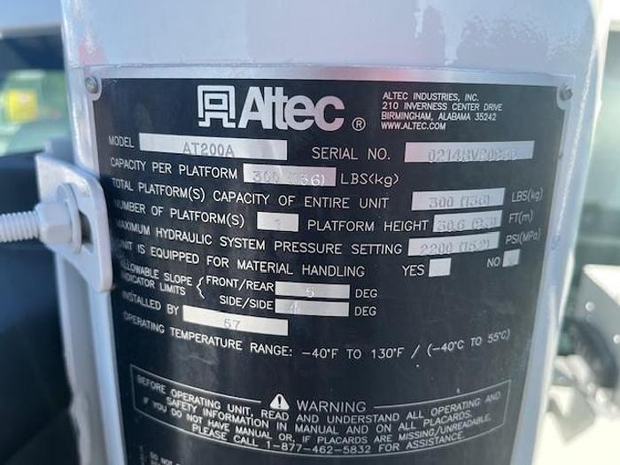 Used Altec AT200A Bucket Boom on 2014 Ford F450 Reg Cab Utility Truck - C70586