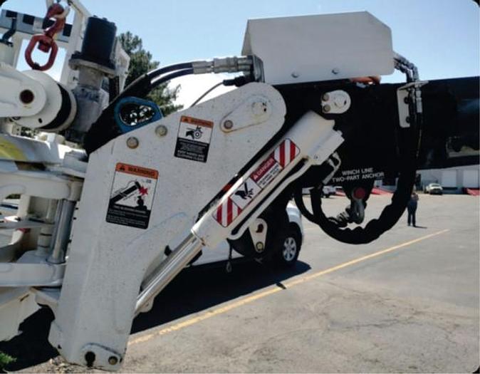 Used Altec LS63 Sign Crane on 2015 Ford F750 Super Duty Reg Cab Flatbed Truck - M20609