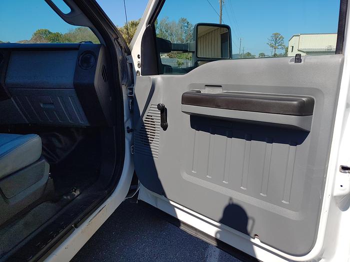 Used Altec AT40-MH 45ft Bucket Boom on 2015 Ford F550 Reg Cab Utility Truck - 65760