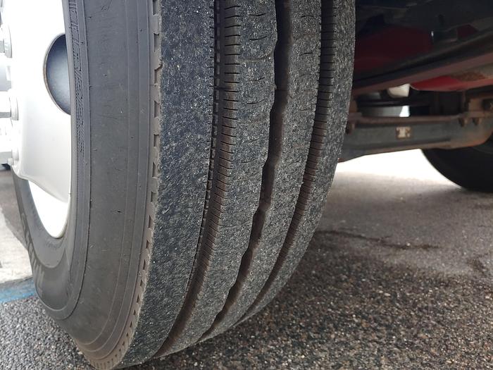 Used Altec LS63 Sign Crane on 2012 Ford F750 Reg Cab Flatbed Truck - 	66987