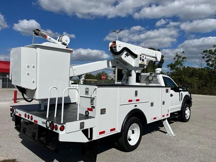 Used Versalift VST-40I 45ft Bucket Boom on 2018 Ford F550 4X4 Reg Cab Utility - C66805