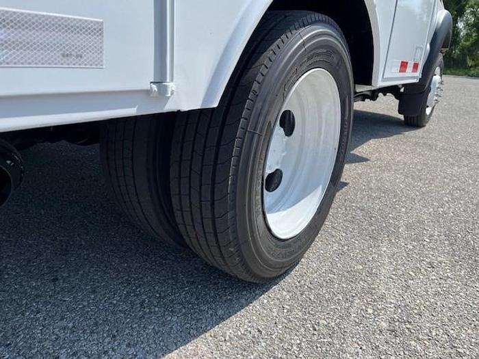 Used Altec AT40G Bucket Boom on 2014 Ford F550 Reg Cab Utility Truck - C70634