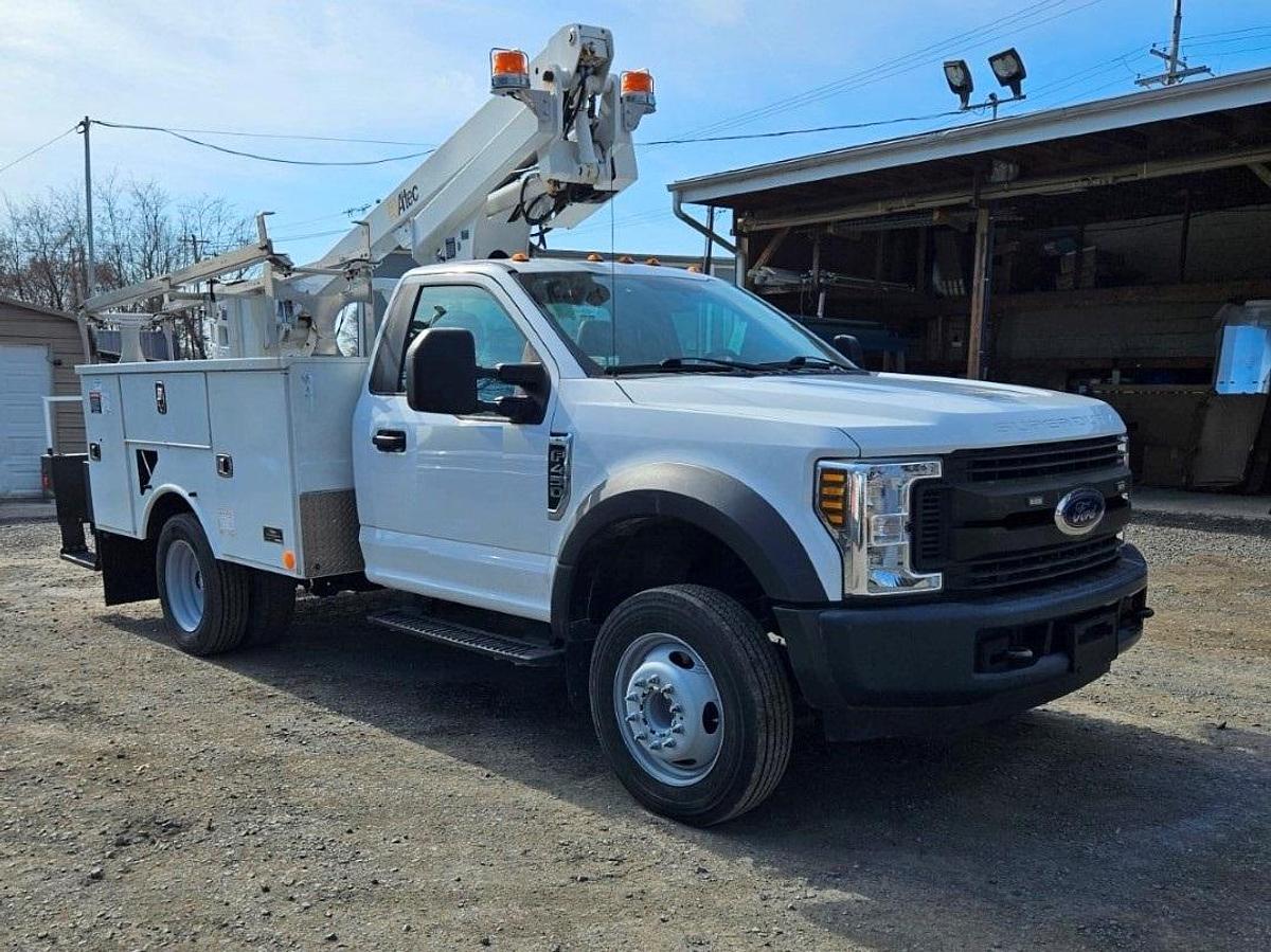Used Altec AT200A Bucket Boom on 2018 Ford F450 Reg Cab Utility Truck - R02758
