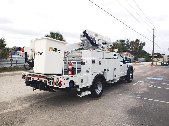 Used Altec AT41M Bucket Boom on 2018 Ford F550 4x4 Reg Cab Utility Truck - P04802