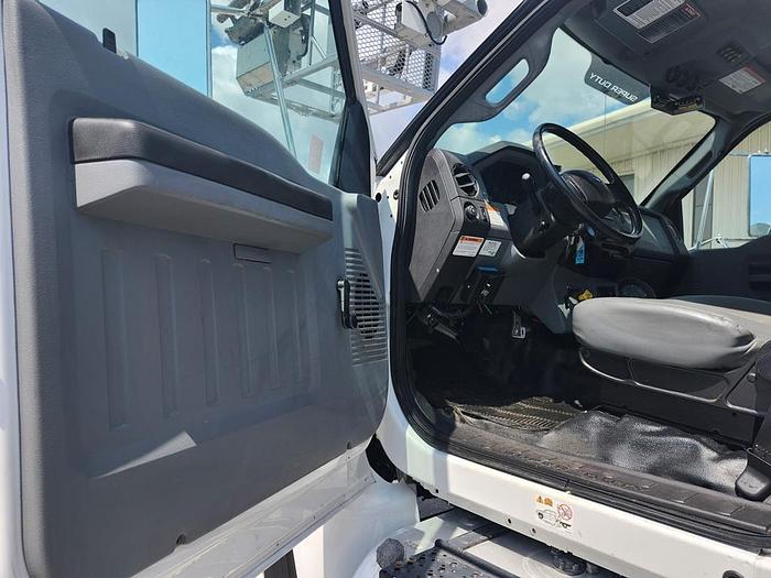 Used Altec AT40P Cable Placer on 2015 Ford F-750 XL Non-CDL Reg Cab Utility Truck - 75335
