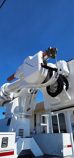 Used Altec AM55-MH Over Center Bucket Boom on 2014 Freightliner M2 106 4x4 Utility Truck - W9313