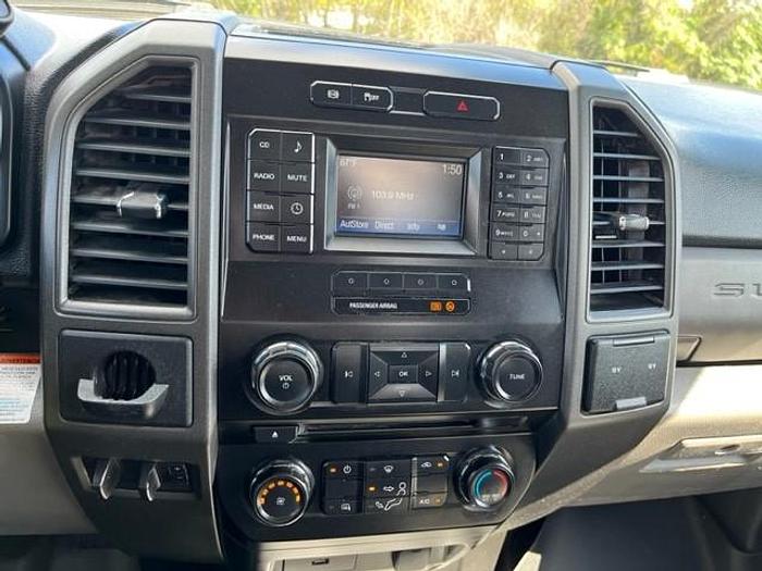 Used Versalift VST-40I 45ft Bucket Boom on 2018 Ford F550 4X4 Reg Cab Utility - C66805