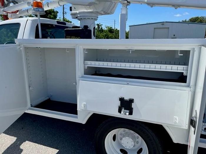 Used Altec AT40G 45ft Bucket Boom on 2016 Ford F550 Reg Cab Utility Truck - C03924