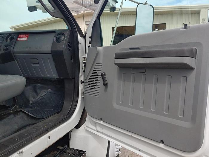 Used Altec LS63 Sign Crane on 2012 Ford F750 Reg Cab Flatbed Truck - 	66987