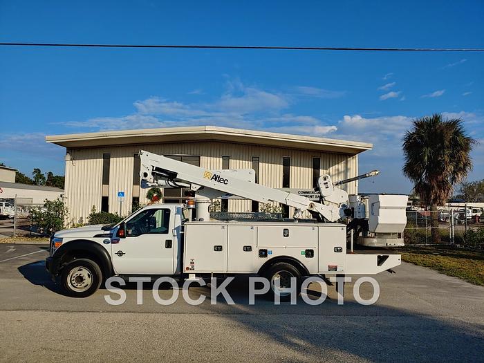 Used Altec AT40S Bucket Boom on 2016 Ford F550 Reg Cab Utility Truck - 72785